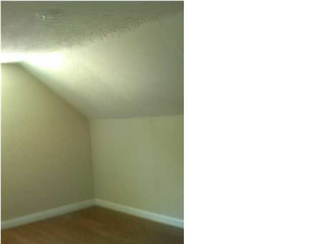 109 W 3rd St, Huntingburg, IN 47542 photo 13
