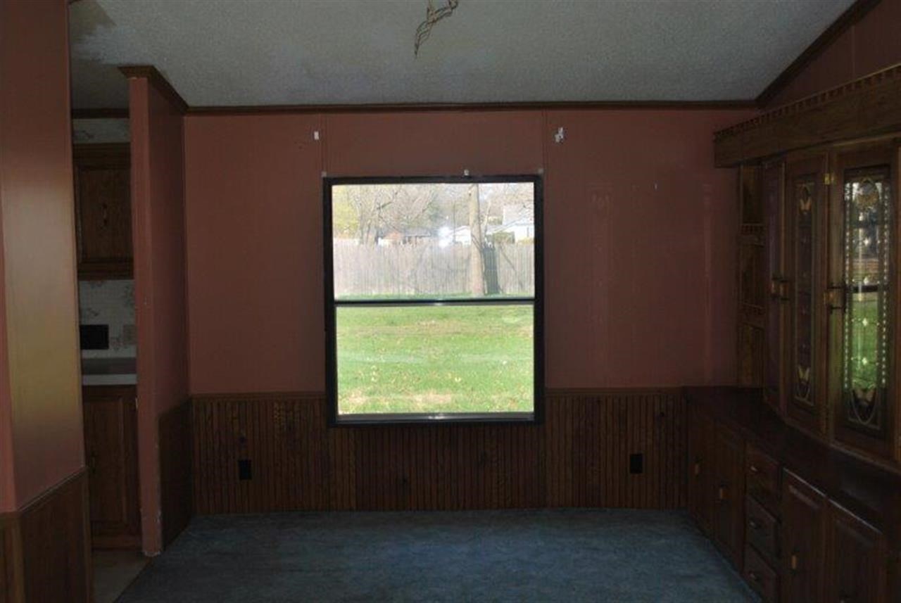 1715 S 8th St, Elkhart, IN 46516 photo 7