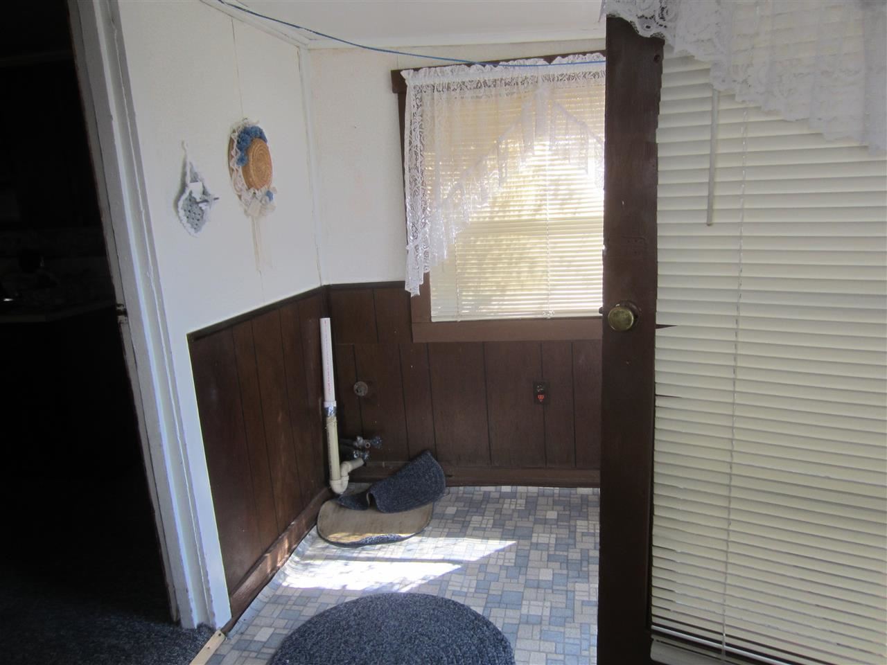 714 E Sherman St, Marion, IN 46952 photo 13