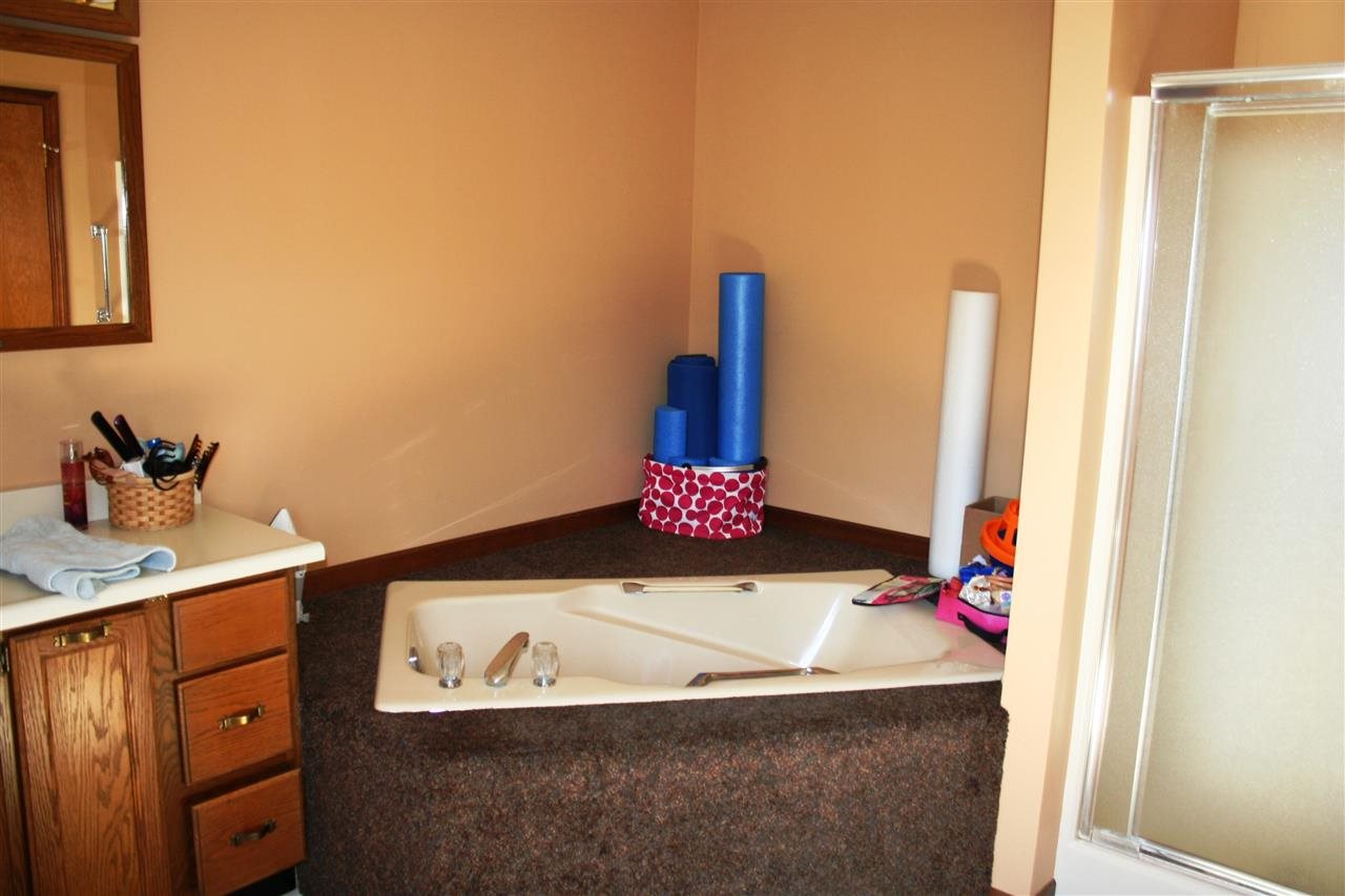 330 W 590 S, Wolcottville, IN 46795 photo 19