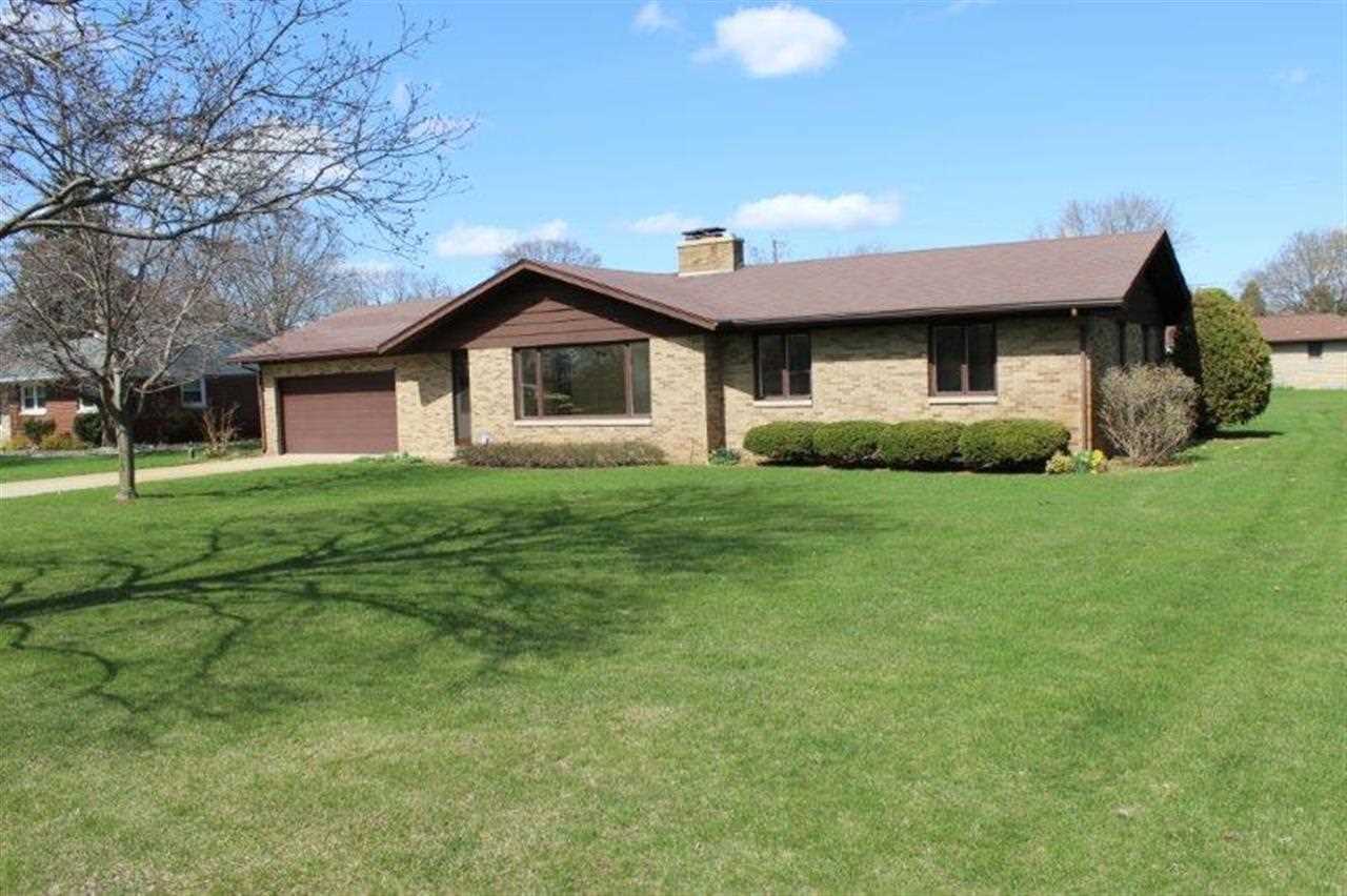 55760 Riverdale Dr, Elkhart, IN 46514 photo 3