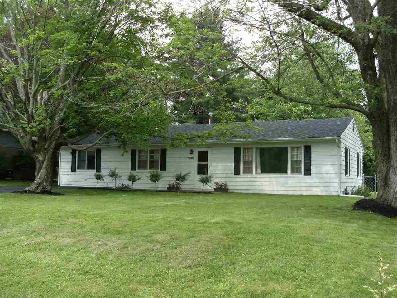 4438 E Stephens Dr, Bloomington, IN 47408 photo 1