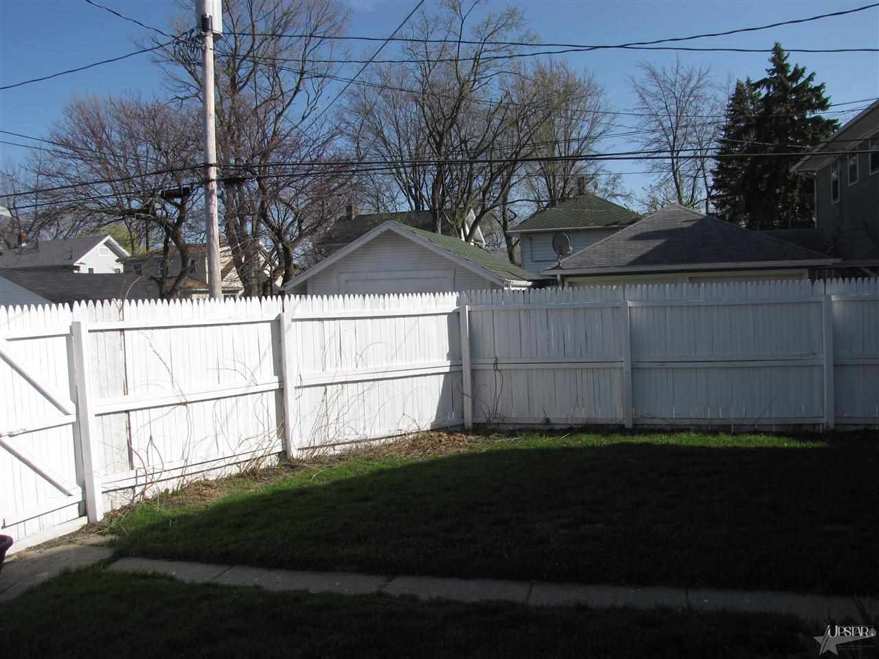 1328 Morton St, Fort Wayne, IN 46805 photo 6