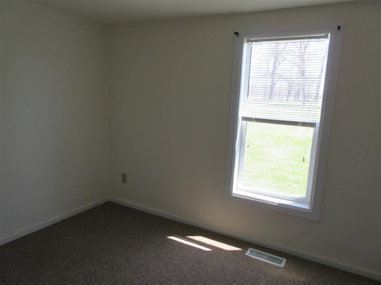 10435 E 164 S, Greentown, IN 46936 photo 11