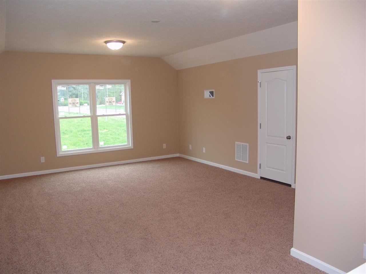 14945 Kingsmont Dr, Evansville, IN 47725 photo 6