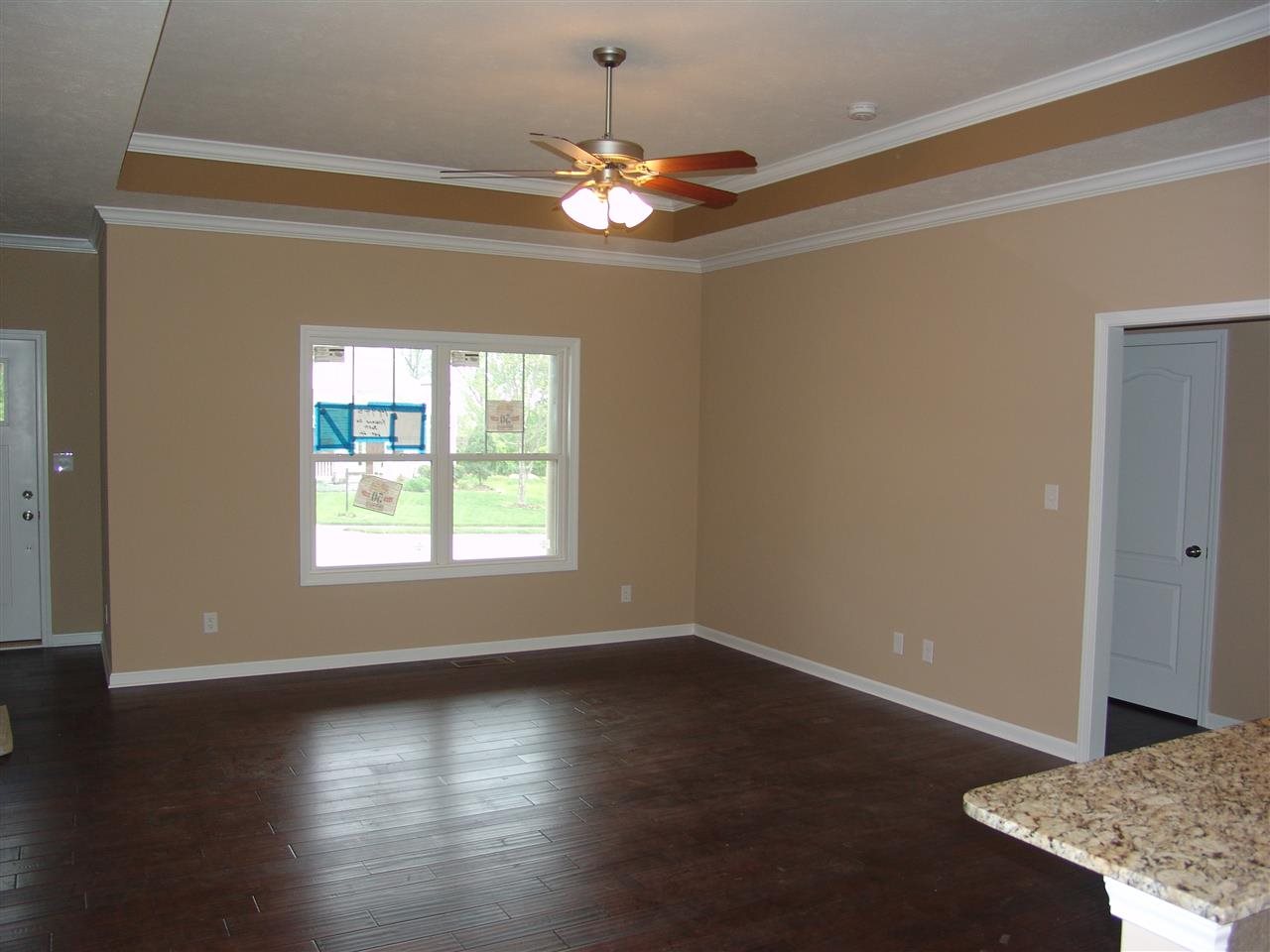 14945 Kingsmont Dr, Evansville, IN 47725 photo 9