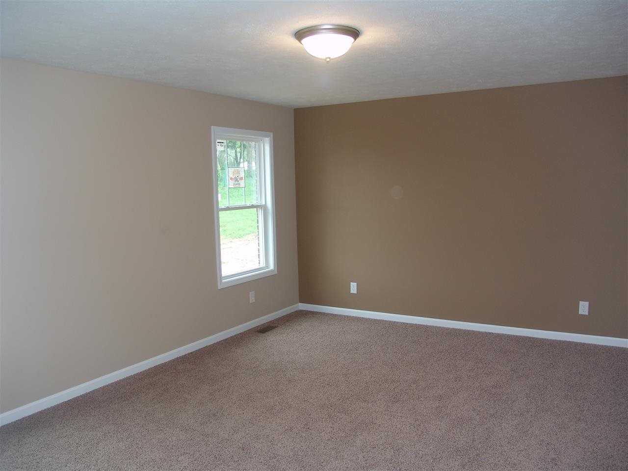 14945 Kingsmont Dr, Evansville, IN 47725 photo 10