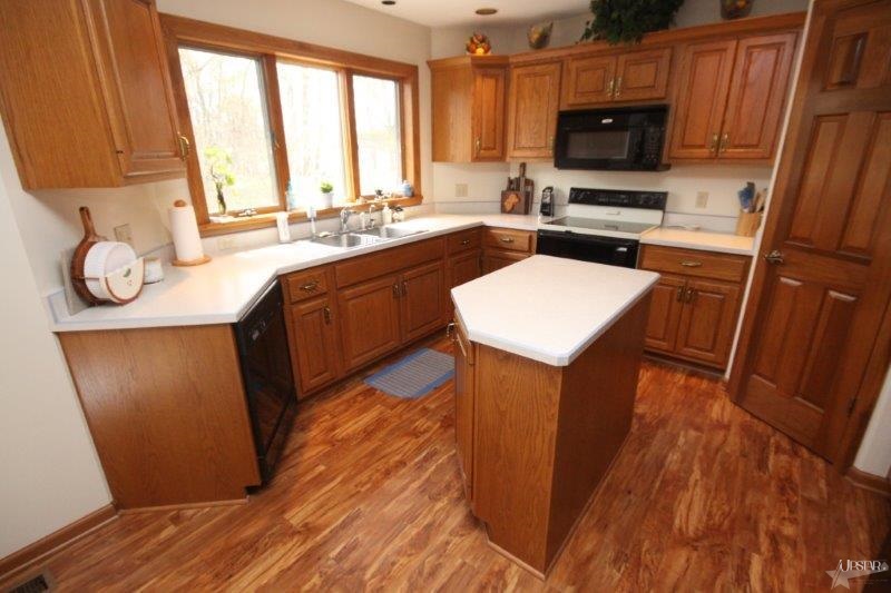 11056 N 625 E, Kendallville, IN 46755 photo 7