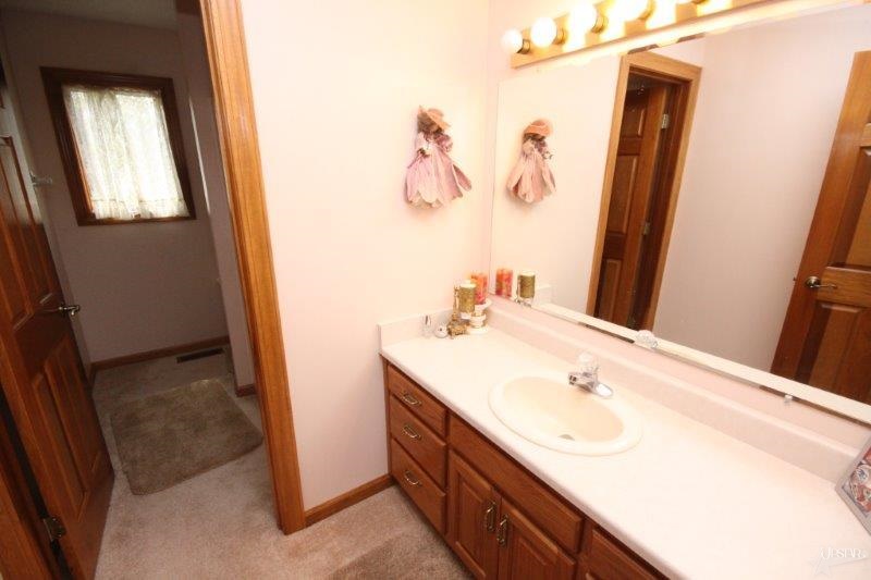 11056 N 625 E, Kendallville, IN 46755 photo 15