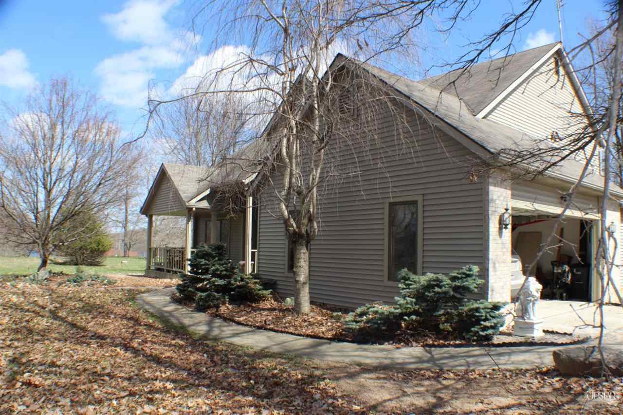 11056 N 625 E, Kendallville, IN 46755 photo 5