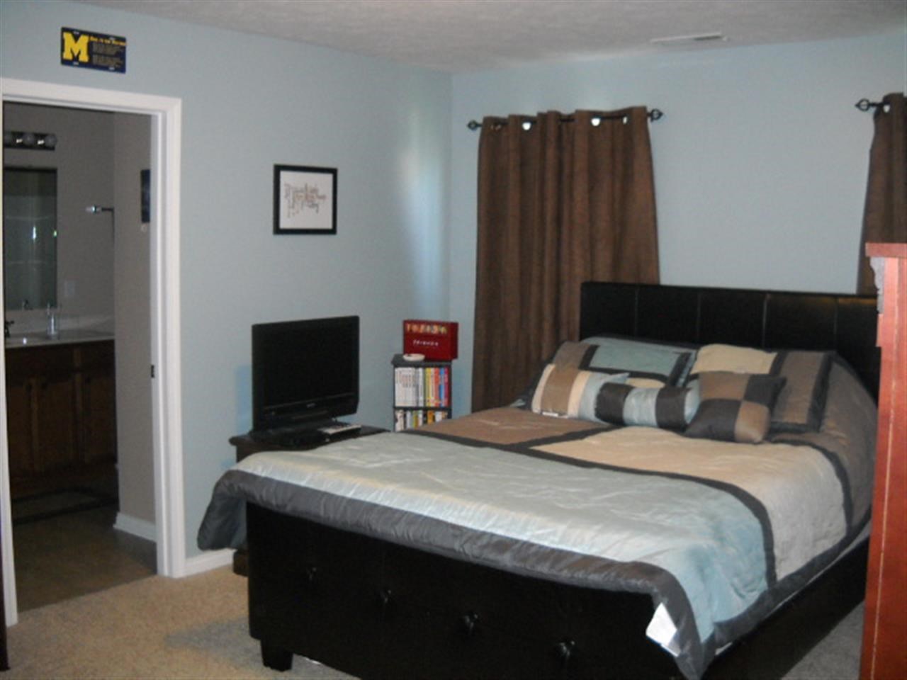 4809 Imperial Dr, Newburgh, IN 47630 photo 13