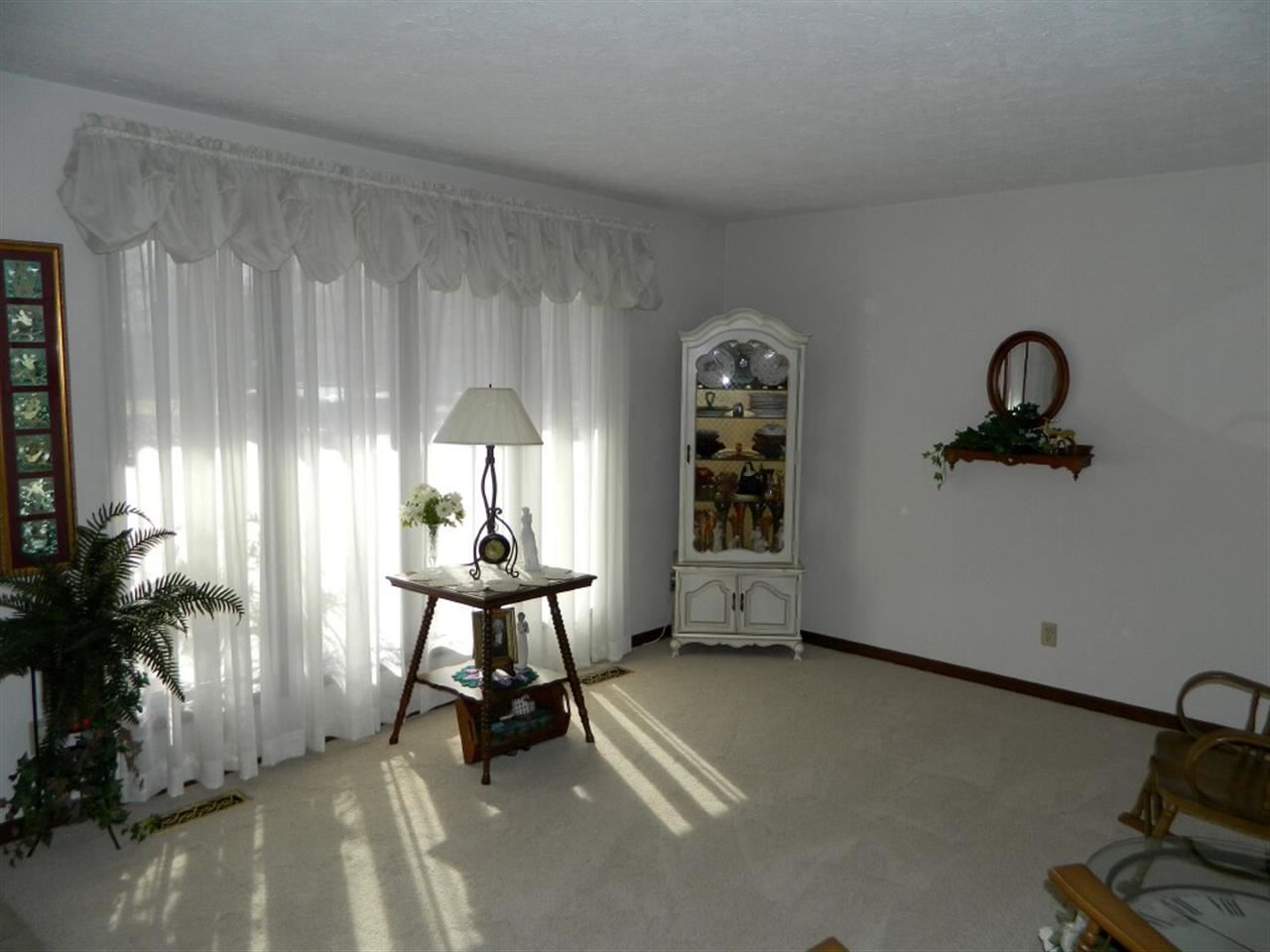 3137 Bittersweet Dr, Jasper, IN 47546 photo 5