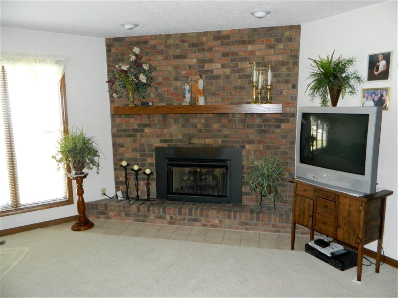 3137 Bittersweet Dr, Jasper, IN 47546 photo 3