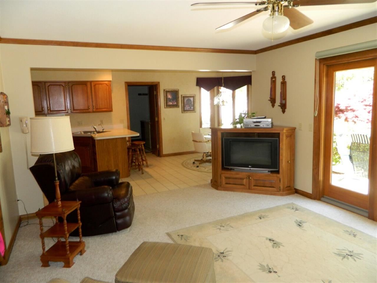 5 Bohnert Ct, Jasper, IN 47546 photo 4