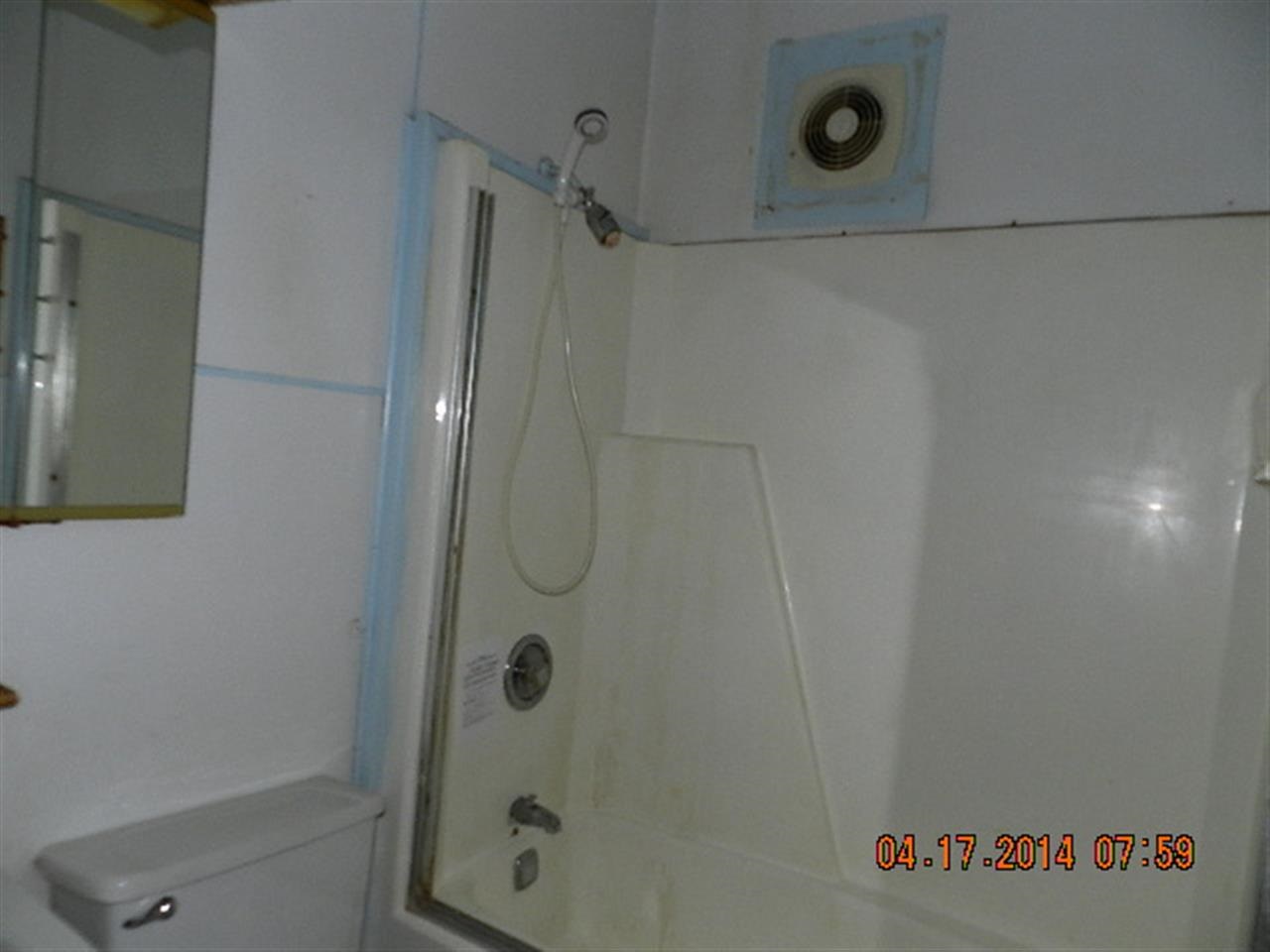 203 E Carroll St, Syracuse, IN 46567 photo 9