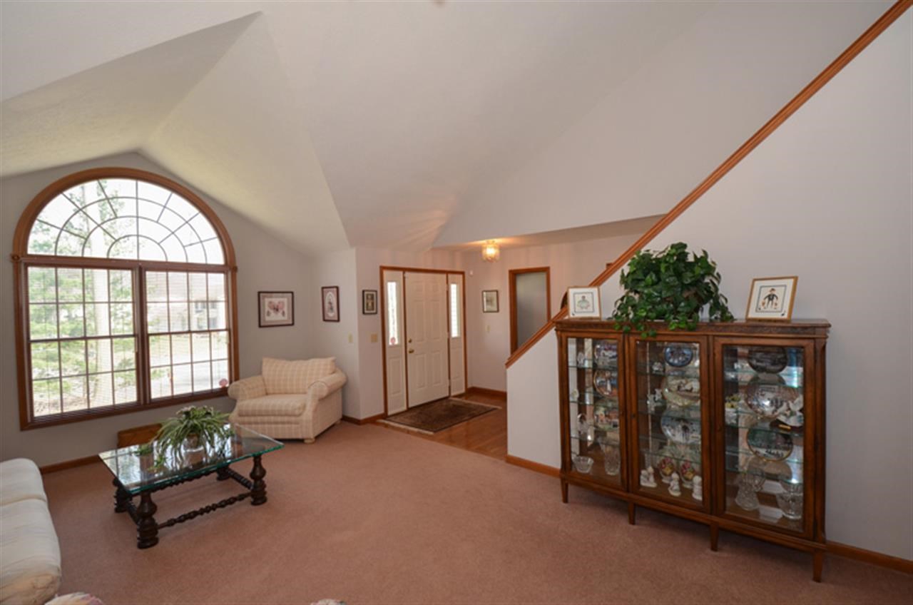 59955 Red Fox Ct, South Bend, IN 46614 photo 3