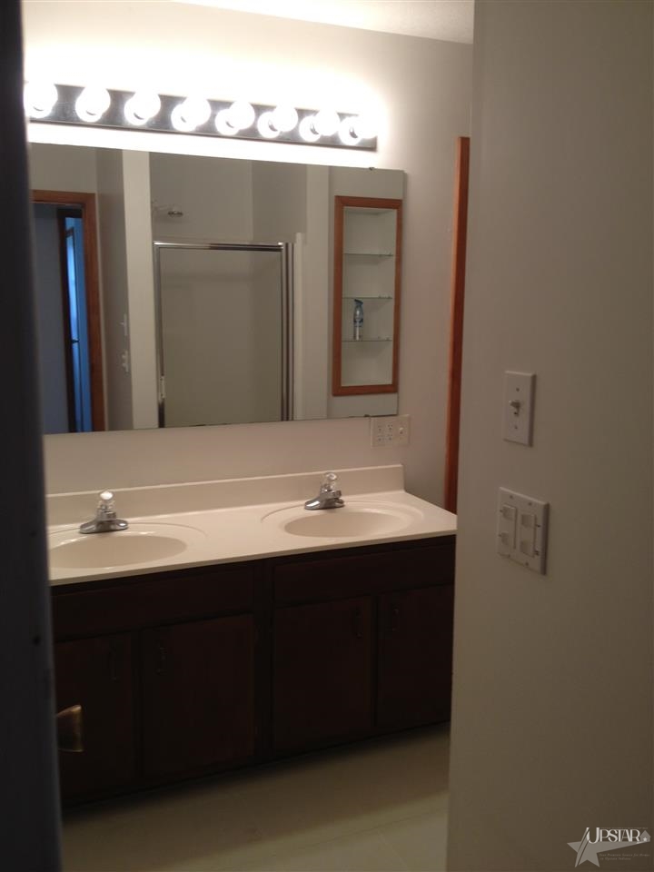5235 Riviera Dr, Fort Wayne, IN 46825 photo 11