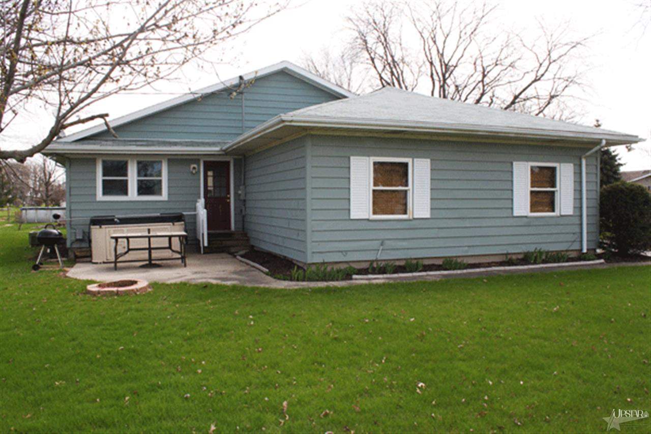 230 W Jackson St, Monroe, IN 46772 photo 2