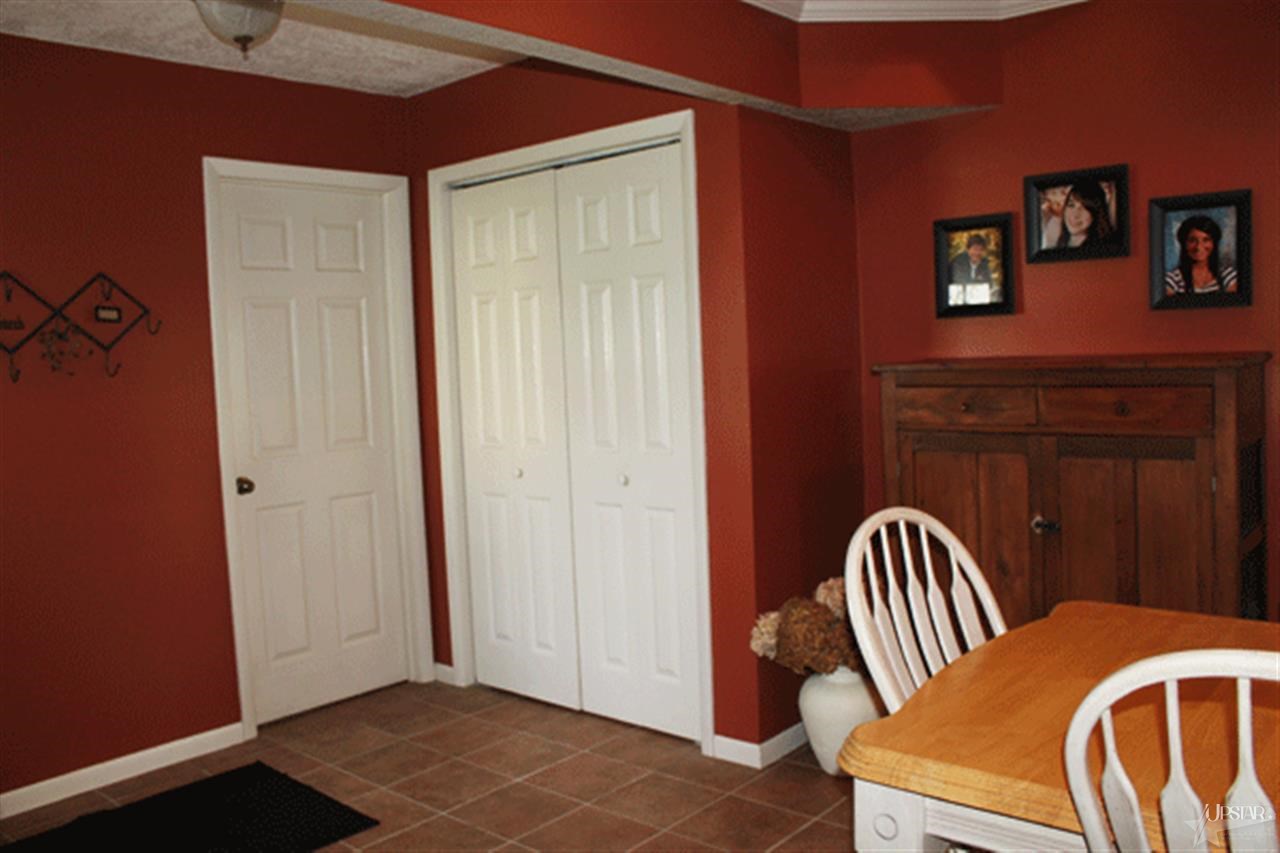 230 W Jackson St, Monroe, IN 46772 photo 15