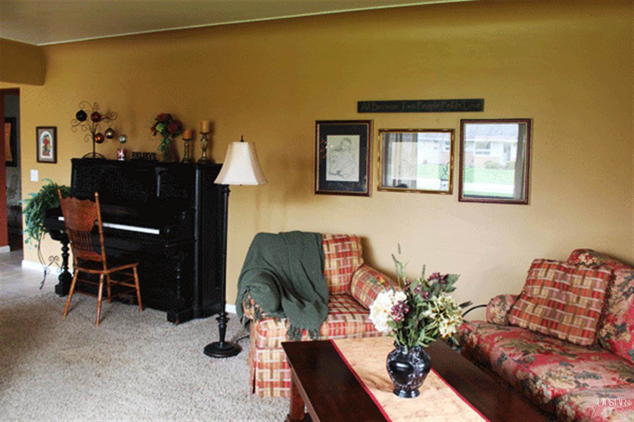 230 W Jackson St, Monroe, IN 46772 photo 6