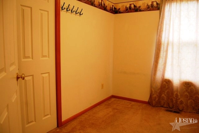 504 Wolverton Dr, Fort Wayne, IN 46825 photo 8