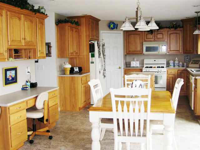 109 Billings Ct, Fremont, IN 46737 photo 5