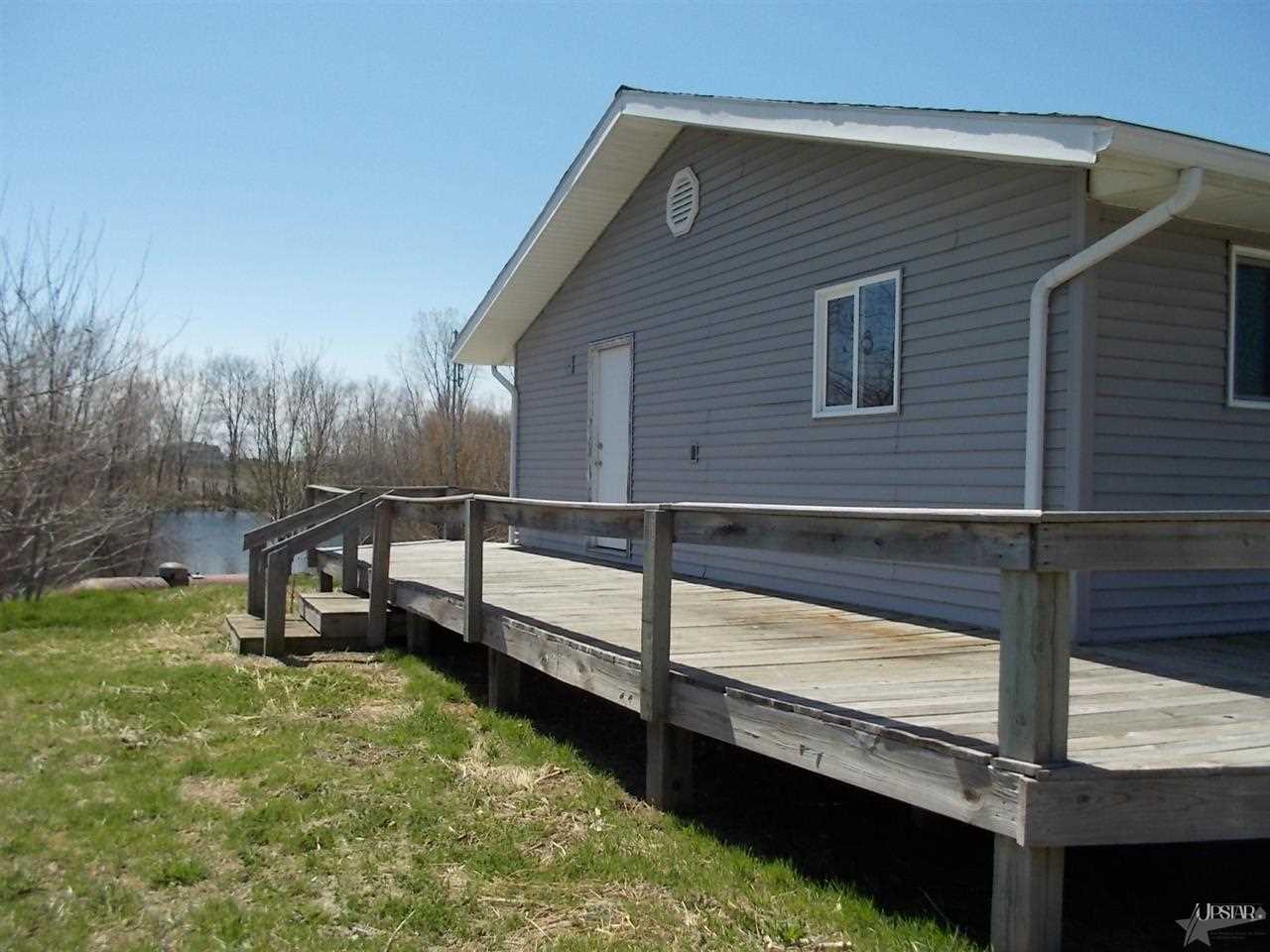 9705 N 1000 E, Kendallville, IN 46755 photo 4