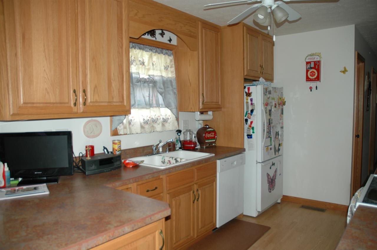 1031 E Second Ave, Jasper, IN 47546 photo 7