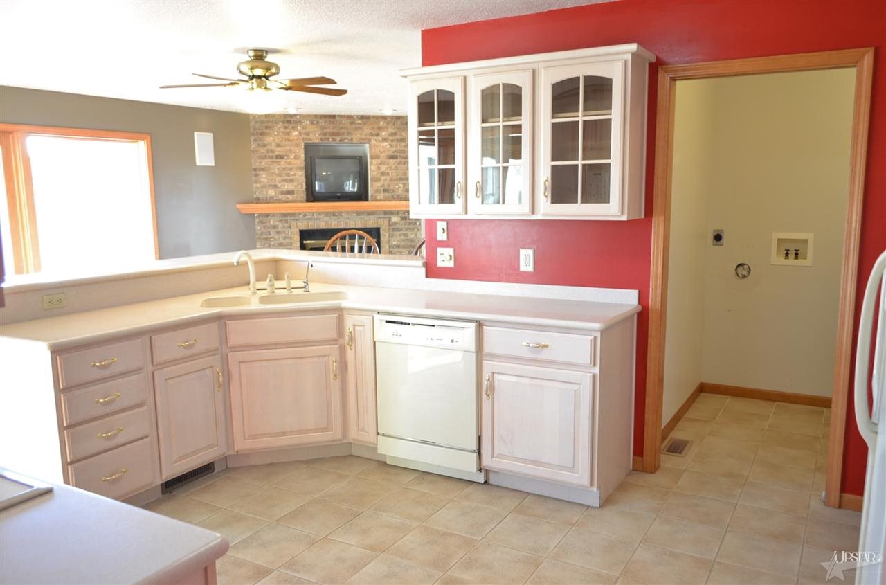 1576 E 950 N, Ossian, IN 46777 photo 8