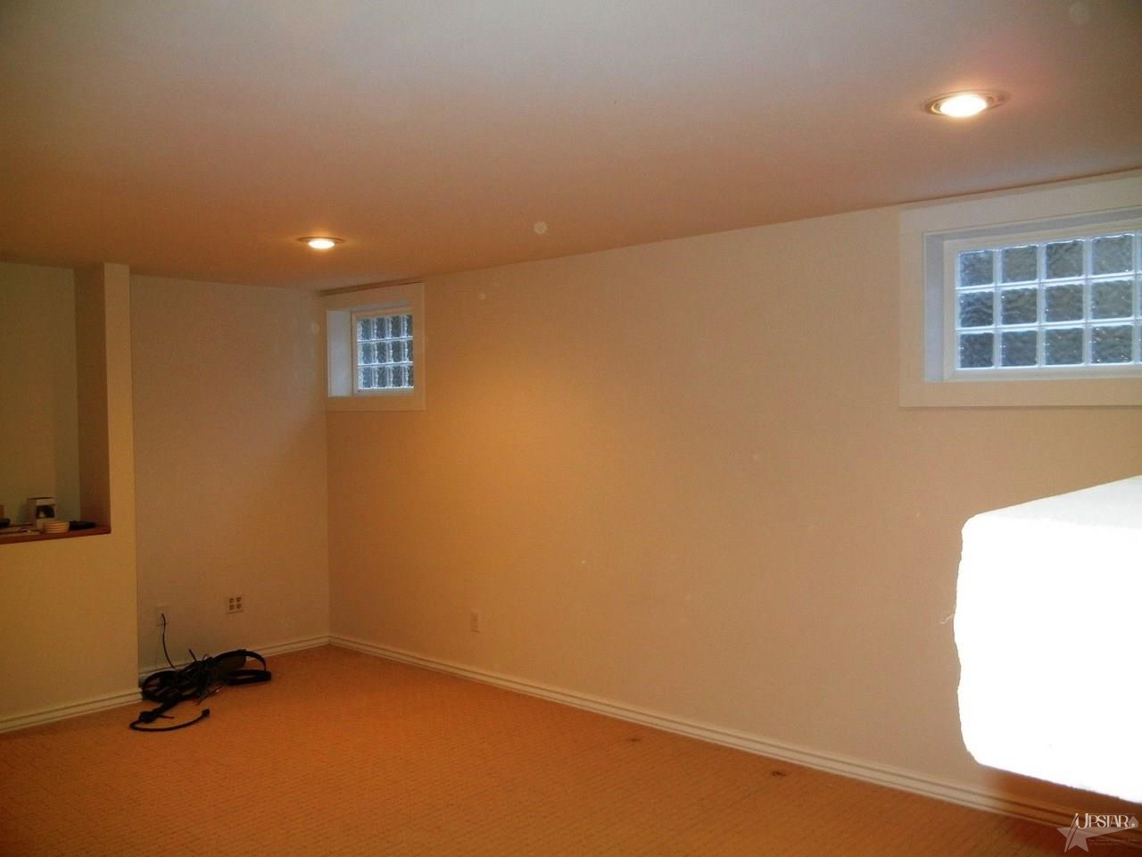 1524 Freeman St, Fort Wayne, IN 46802 photo 17