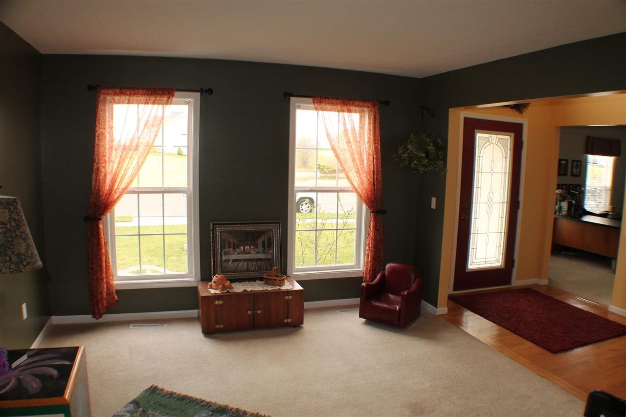 6417 Armstrong Dr, South Bend, IN 46614 photo 4