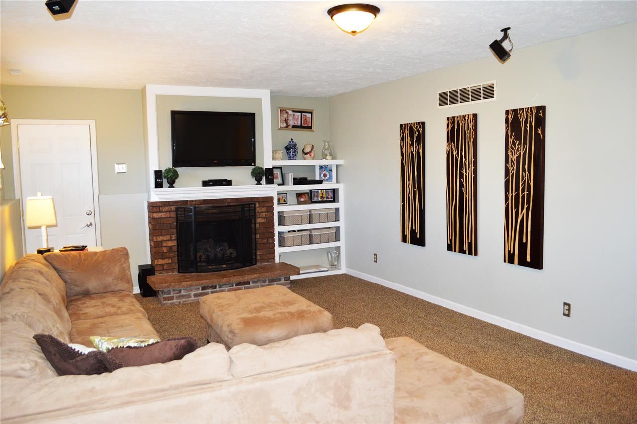 151 Meadow Lark Ln, Bremen, IN 46506 photo 11