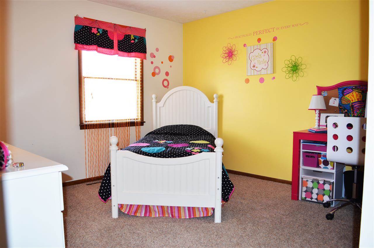 151 Meadow Lark Ln, Bremen, IN 46506 photo 20