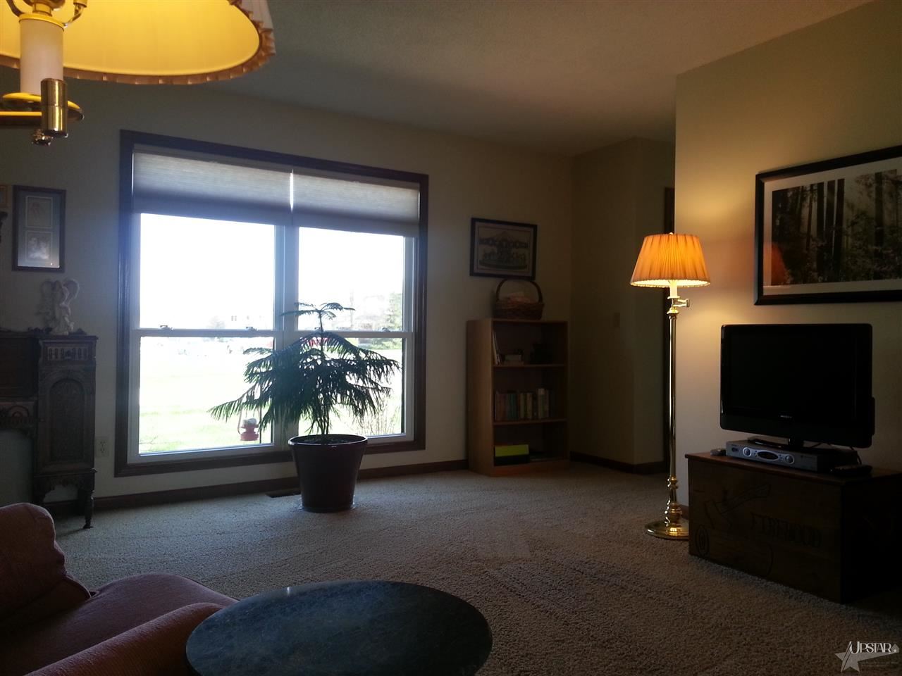 2832 Carrington Dr, Fort Wayne, IN 46804 photo 8