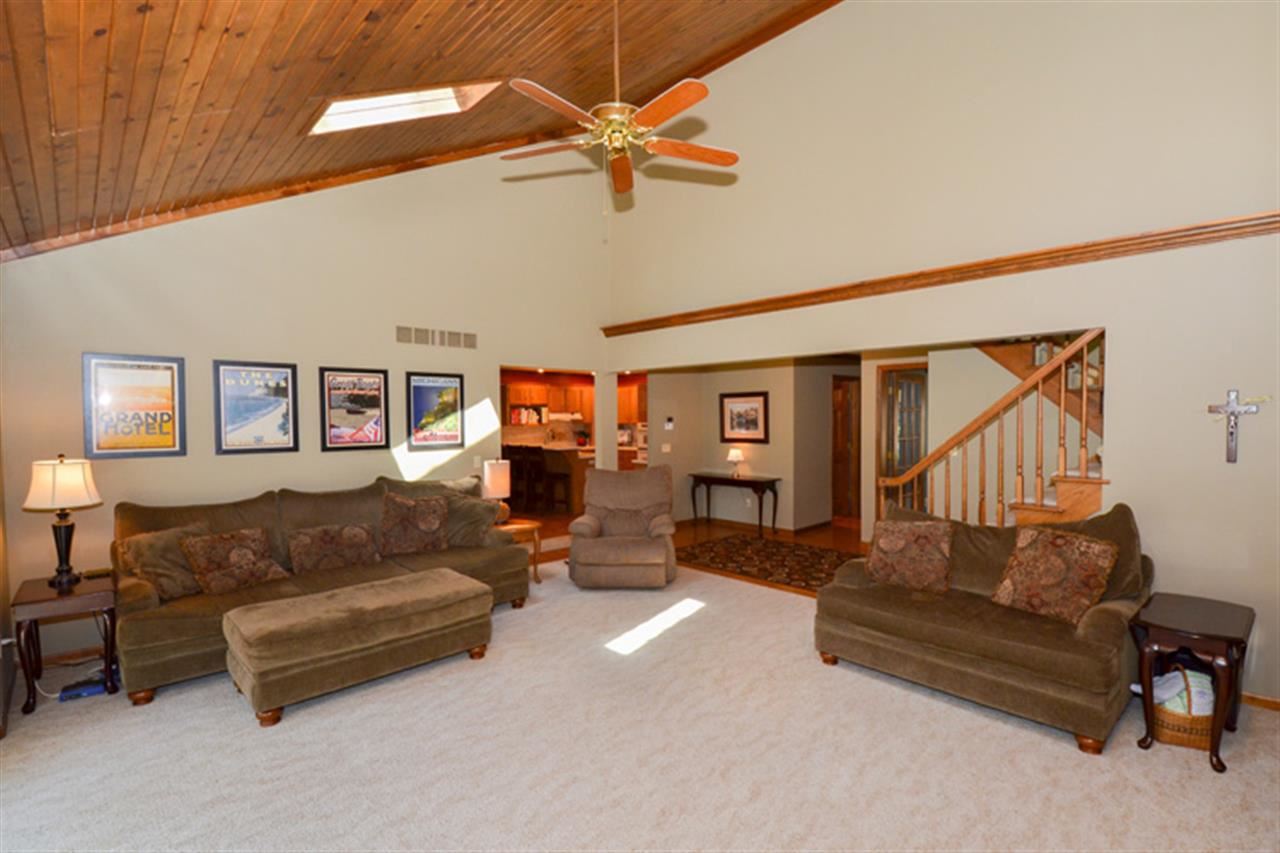 17730 Fall Creek Dr, Granger, IN 46530 photo 15