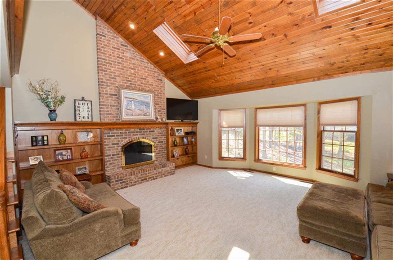 17730 Fall Creek Dr, Granger, IN 46530 photo 2