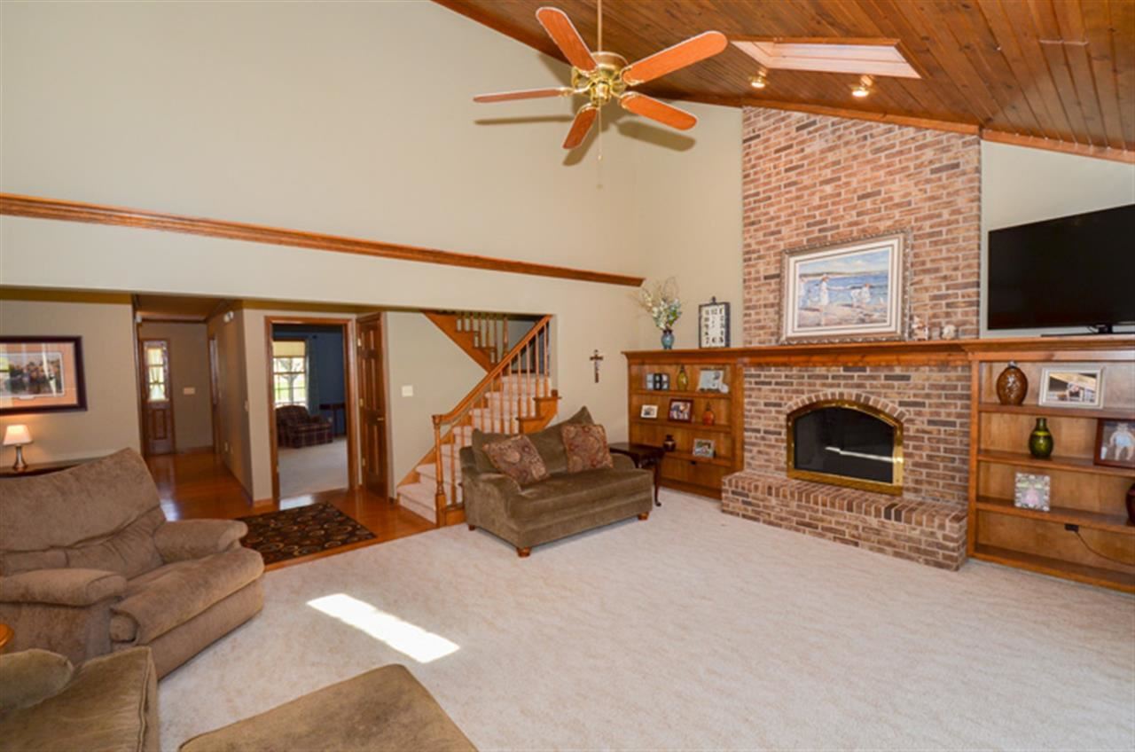 17730 Fall Creek Dr, Granger, IN 46530 photo 14