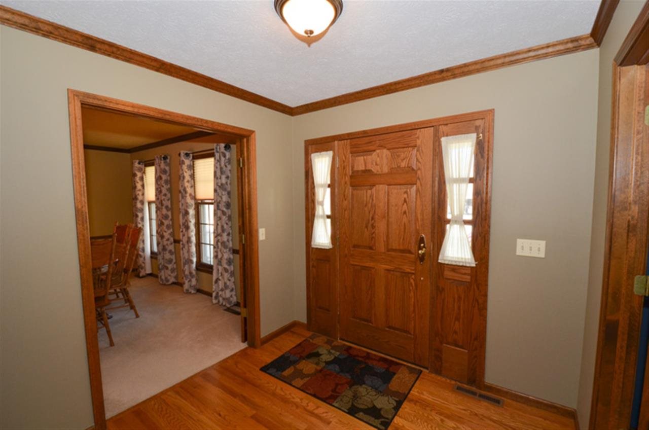 17730 Fall Creek Dr, Granger, IN 46530 photo 9