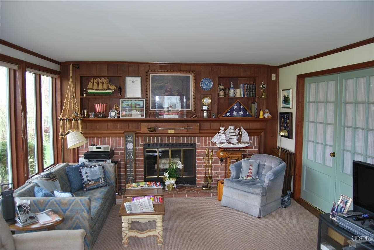 2806 Smith Rd, Fort Wayne, IN 46804 photo 3