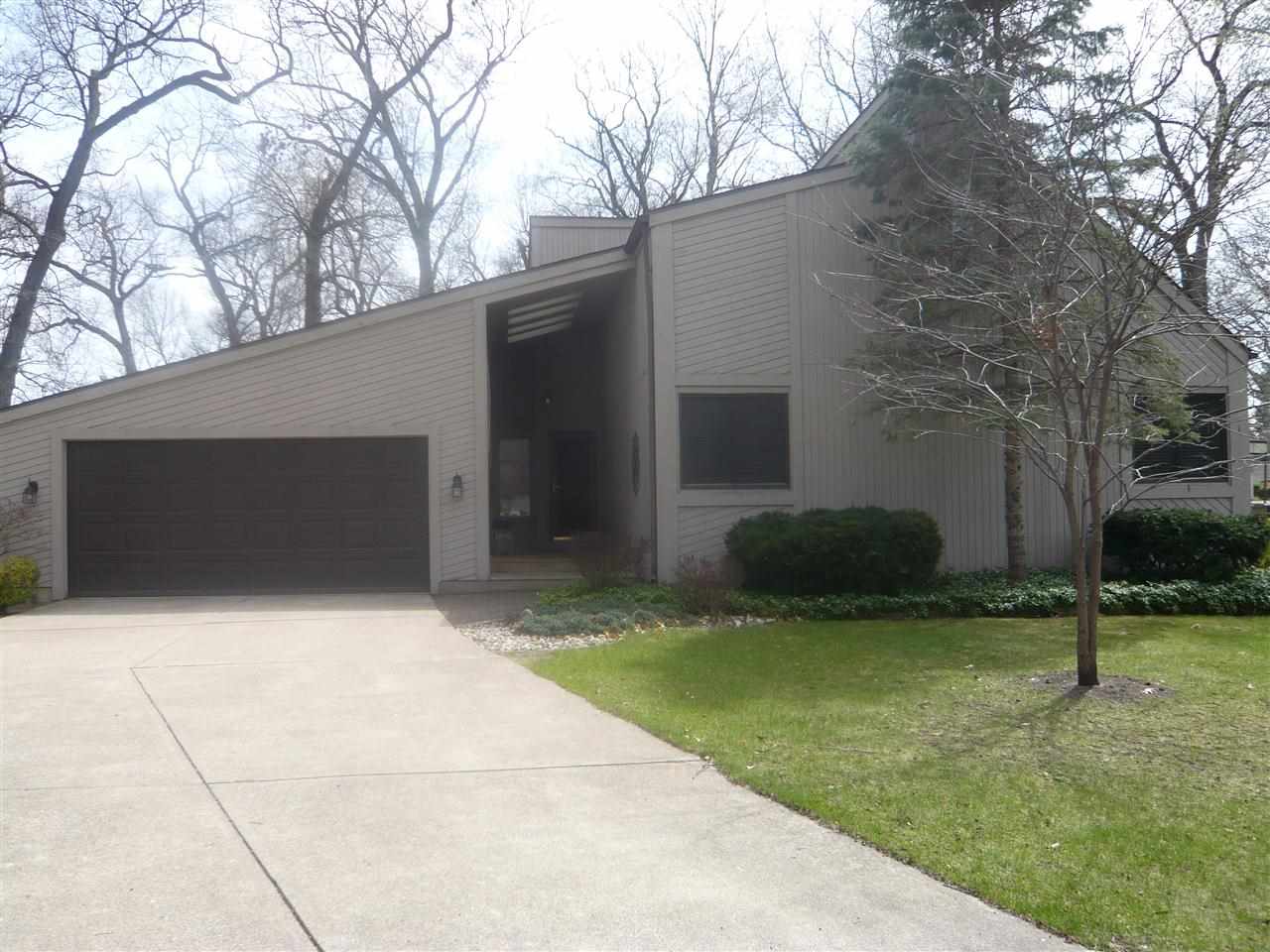 25452 Grant Rd, South Bend, IN 46619 photo 2