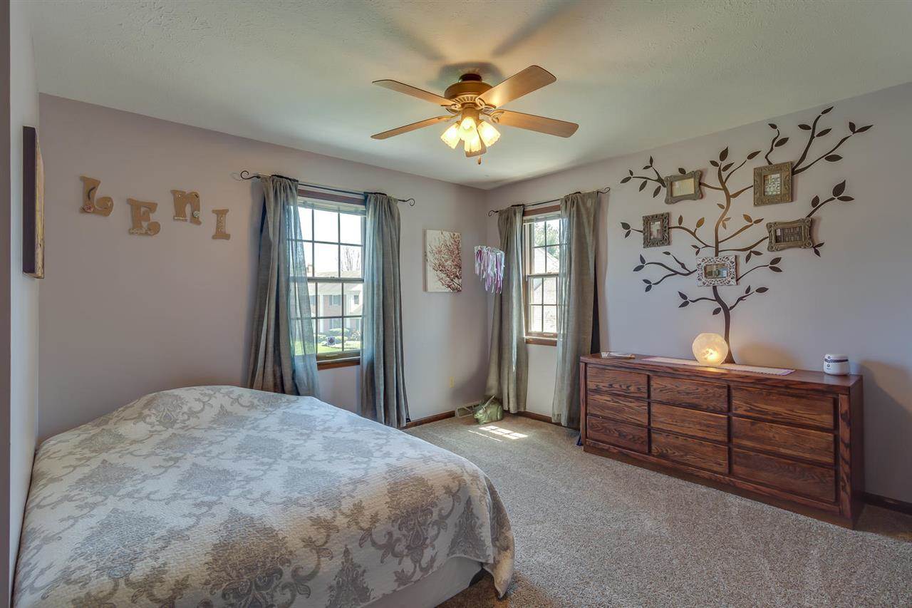 15744 Fieldcrest, Granger, IN 46530 photo 21