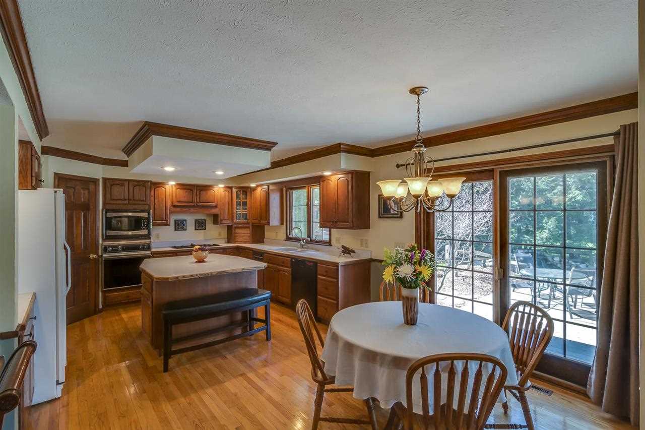 15744 Fieldcrest, Granger, IN 46530 photo 11