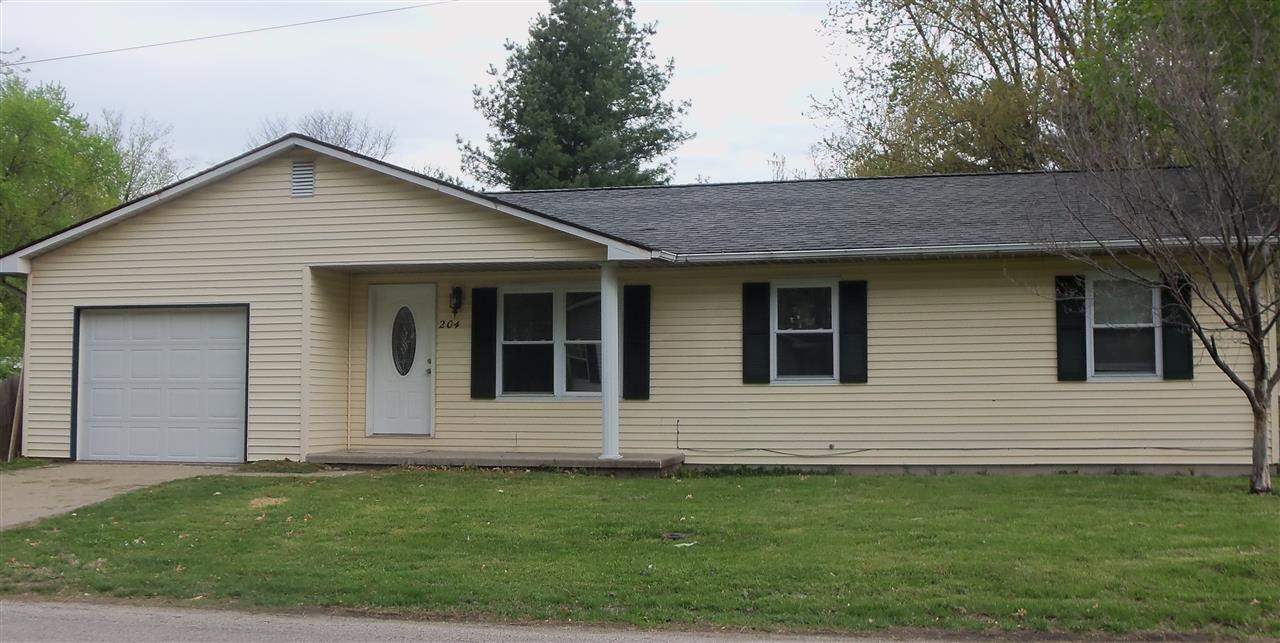 204 W Maple St, Washington, IN 47501 photo 1