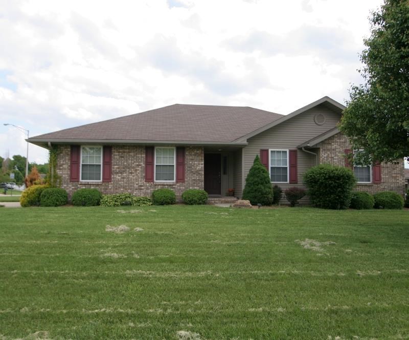 631 Overbrook, Jasper, IN 47546 photo 1