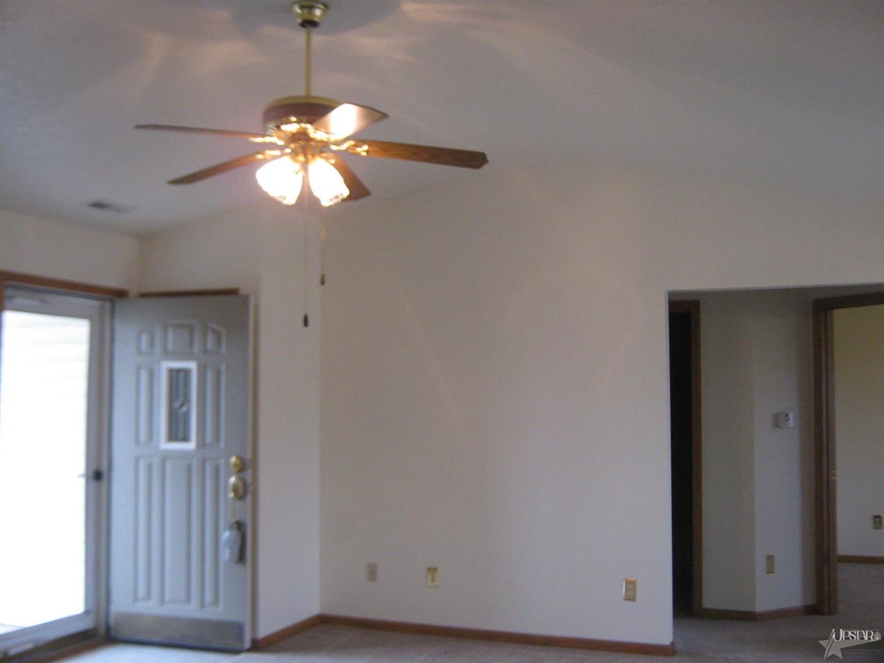 906 Prairie Ln, Ossian, IN 46777 photo 3