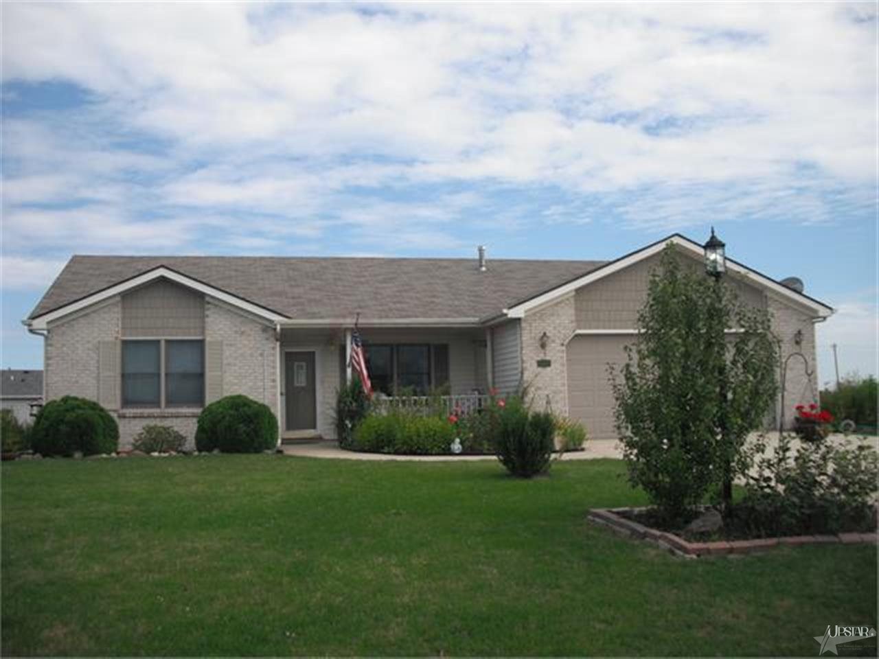 906 Prairie Ln, Ossian, IN 46777 photo 1