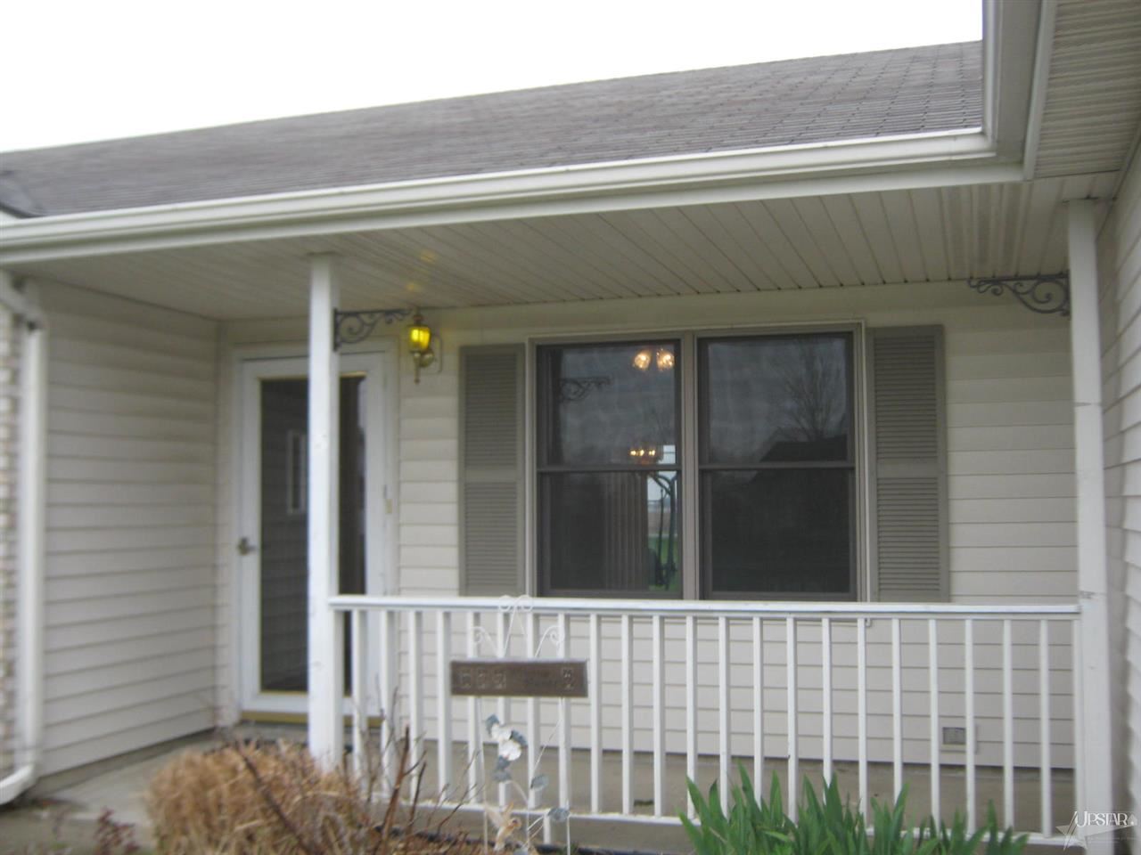 906 Prairie Ln, Ossian, IN 46777 photo 2