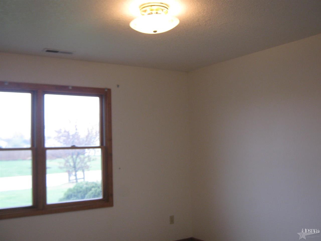 906 Prairie Ln, Ossian, IN 46777 photo 11