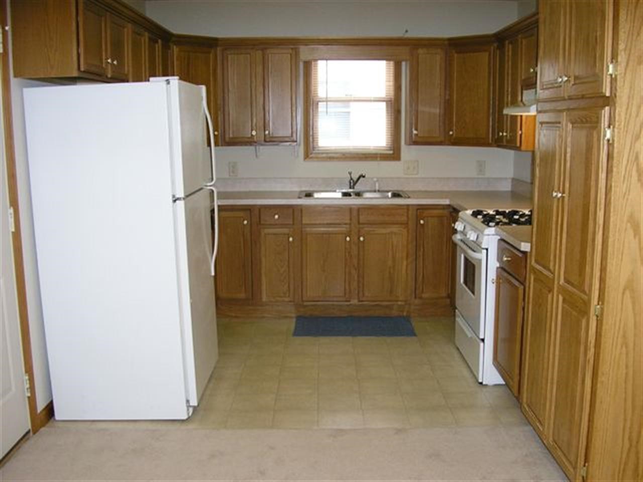 1509 Clover Creek Ln, Goshen, IN 46526 photo 5