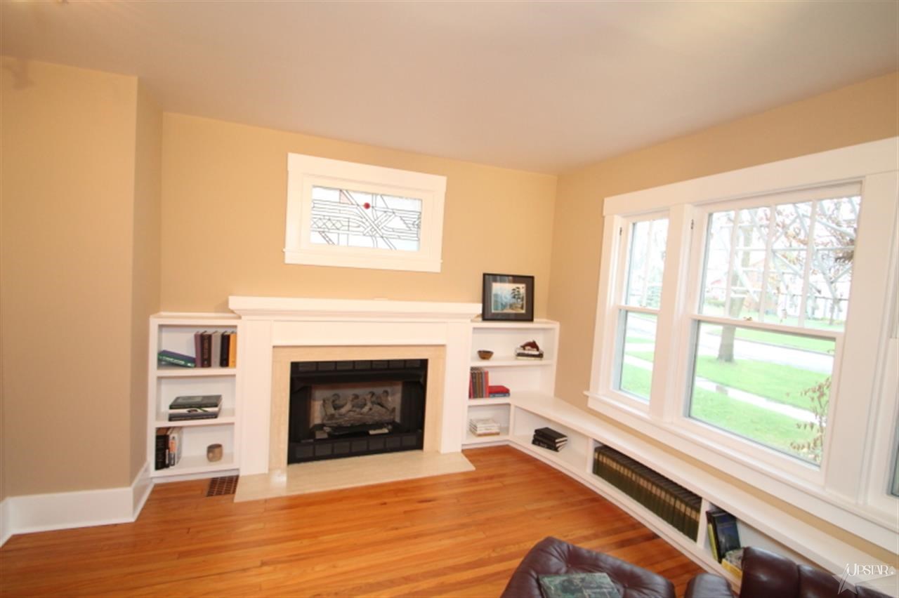 4401 Pembroke Ln, Fort Wayne, IN 46807 photo 9
